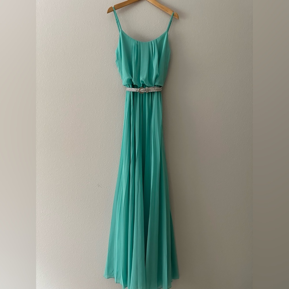 Elegant Teal Evening Gown